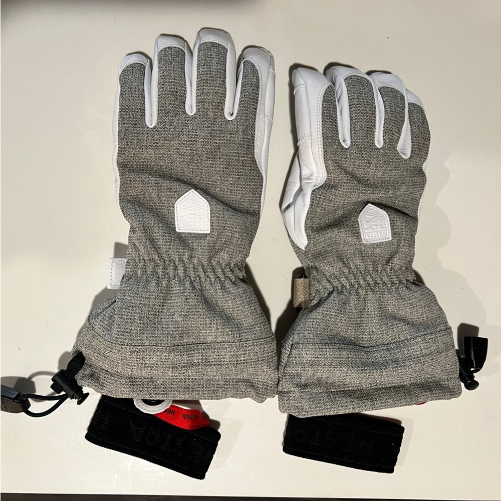 HESTRA: Patrol Gauntlet Glove